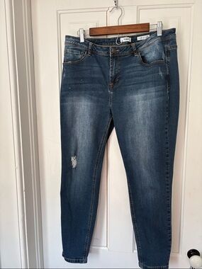 Kensie Effortless Ankle Mid rise Stretch Denim Jeans